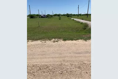 84 Seahorse Dr., Palacios, TX 77465 - Photo 5