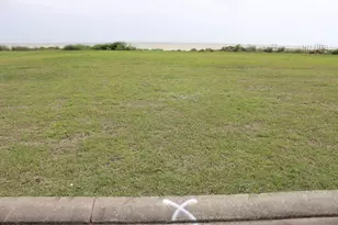 3105 Bay Rdg Dr, Palacios, TX 77465 - Photo 1