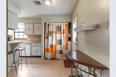 1710 Longhorn, Bay City, TX 77414 - Photo 13