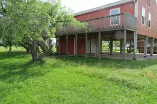 205 Buckskin, Palacios, TX 77465 - Photo 5