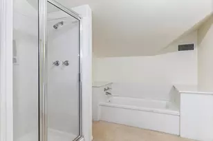 1920 Marguerite St, Bay City, TX 77414 - Photo 11