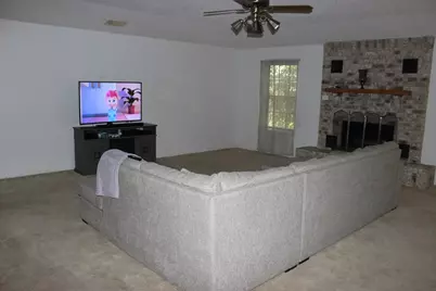 313 Mertie, Palacios, TX 77465 - Photo 9