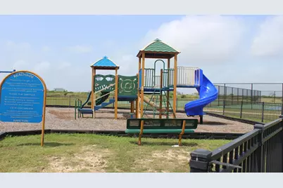 3016 Peninsula Point Dr, Palacios, TX 77465 - Photo 7