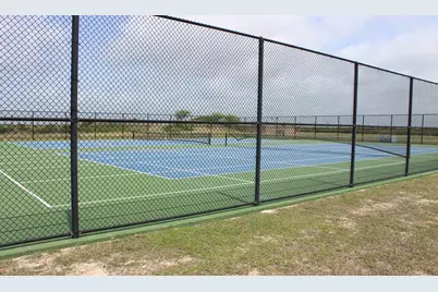 3016 Peninsula Point Dr, Palacios, TX 77465 - Photo 9