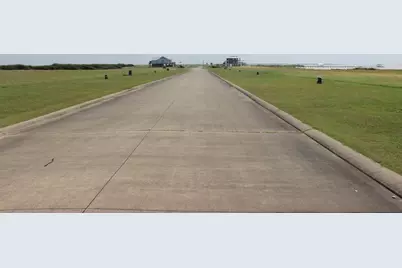 3348 Bay Point Dr., Palacios, TX 77465 - Photo 3