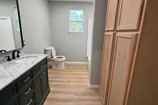 207 Henderson, Palacios, TX 77465 - Photo 13