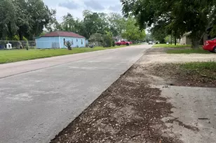 2308 8th St, Bay City, TX 77414 - Photo 11