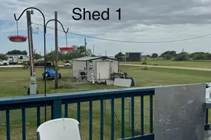 191 Seabass, Palacios, TX 77465 - Photo 3