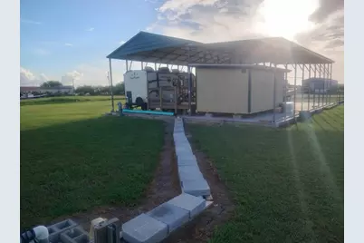 38 Squid, Palacios, TX 77465 - Photo 5