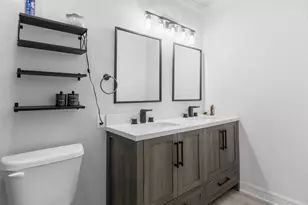 910 7th St, Bay City, TX 77414 - Photo 21