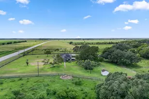 21126 Hwy 111, Louise, TX 77455 - Photo 9