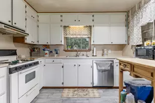 21126 Hwy 111, Louise, TX 77455 - Photo 31