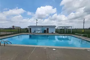 50 Angelfish, Palacios, TX 77465 - Photo 17