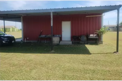 50 Angelfish, Palacios, TX 77465 - Photo 1