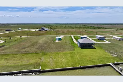 114 N. Red Snapper Drive, Port Lavaca, TX 77979 - Photo 3