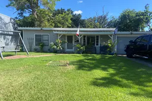 2912 9th St, Bay City, TX 77414 - Photo 1