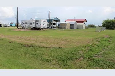 23 Red Snapper, Palacios, TX 77465 - Photo 5