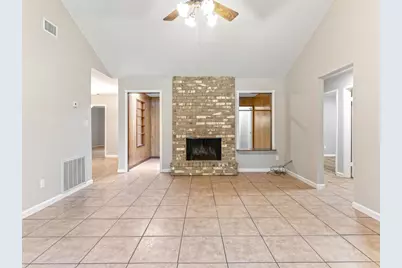 2204 Gontier, Bay City, TX 77414 - Photo 3