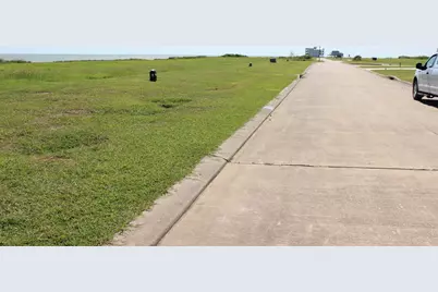 3221 Bay Ridge Dr, Palacios, TX 77465 - Photo 5