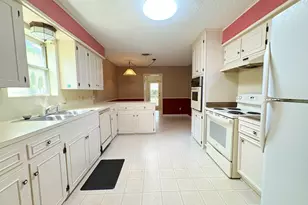 2801 Del Monte, Bay City, TX 77414 - Photo 9