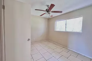 3021 Sycamore Ave, Bay City, TX 77414 - Photo 7