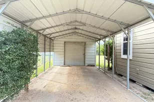 135 Janice, Bay City, TX 77414 - Photo 13