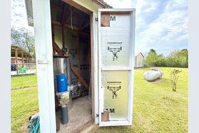 135 Janice, Bay City, TX 77414 - Photo 17