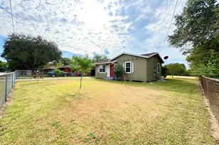 135 Janice, Bay City, TX 77414 - Photo 11