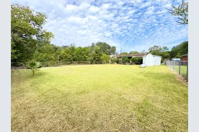 135 Janice, Bay City, TX 77414 - Photo 23