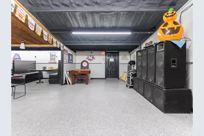 1520 State Highway 35 S, Palacios, TX 77465 - Photo 11