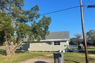 2815 Avenue K, Bay City, TX 77414 - Photo 3