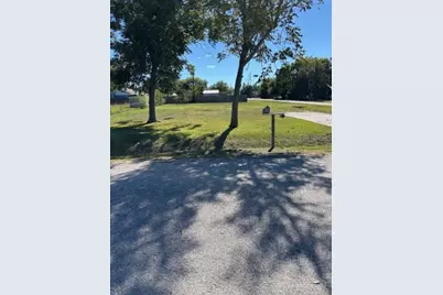 201 Beecher, Palacios, TX 77465 - Photo 1