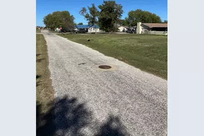 201 Beecher, Palacios, TX 77465 - Photo 9