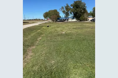 201 Beecher, Palacios, TX 77465 - Photo 11