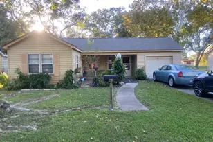 1706 Katy Ave, Bay City, TX 77414 - Photo 1