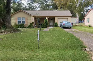 1706 Katy Ave, Bay City, TX 77414 - Photo 1