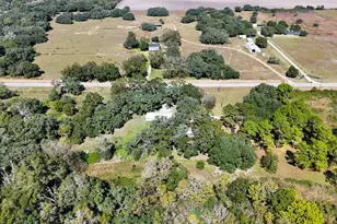 979 N Fm 647 Rd, Louise, TX 77455 - Photo 7