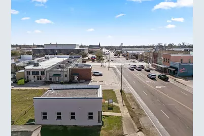 2015 Avenue F, Bay City, TX 77414 - Photo 3