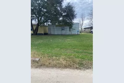 625 Lakeview Drive, Markham, TX 77414 - Photo 3