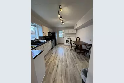 506 Morton, Palacios, TX 77465 - Photo 3