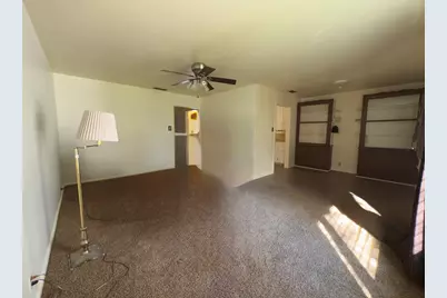 216 Burnet, Port Lavaca, TX 77979 - Photo 3