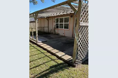 2009 Stonesthrow Drive, Bay City, TX 77414 - Photo 21