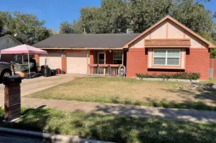 2009 Stones throw Dr, Bay City, TX 77414 - Photo 1