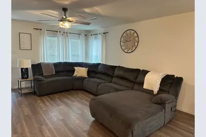 1410 Red Hills Drive, Rosharon, TX 77583 - Photo 7