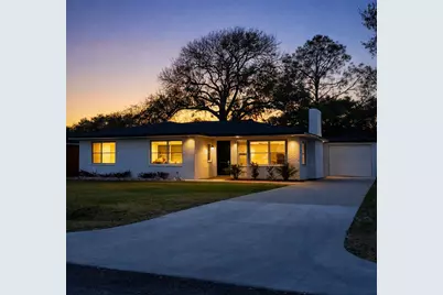 1716 Pecan, Bay City, TX 77414 - Photo 1