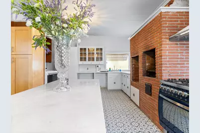 2421 Ave G, Bay City, TX 77414 - Photo 11