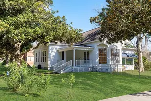 2421 Avenue G, Bay City, TX 77414 - Photo 1