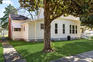 2421 Avenue G, Bay City, TX 77414 - Photo 47