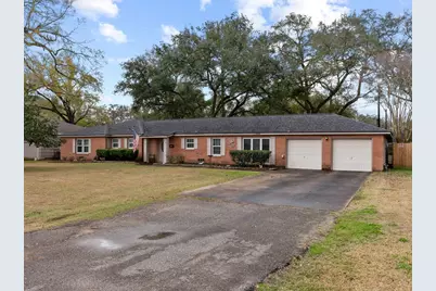 910 6th Street, Bay City, TX 77414 - Photo 3