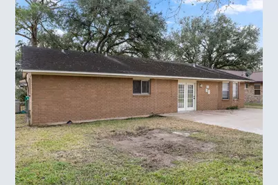 2005 Candlewood, Bay City, TX 77414 - Photo 5